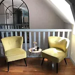 Aupres De Mon Arbre Pontmain