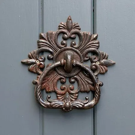 Aupres De Mon Arbre *